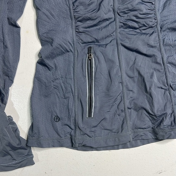Lululemon Gray UPF Jersey Ruched Sunbeam Pullover size 4 - Picture 12 of 12